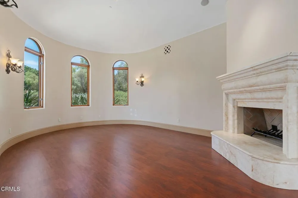 10948 Alto Court Oak View, CA 93022