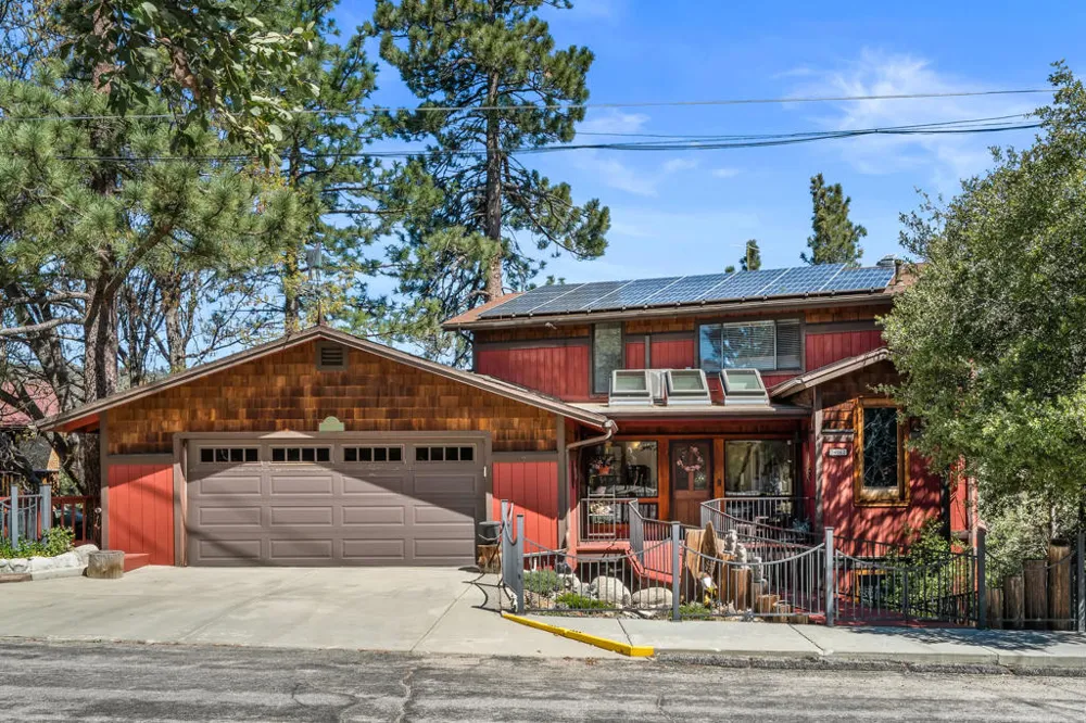 54062 Linger Lane Idyllwild, CA 92549