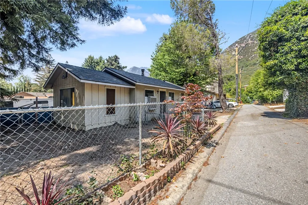 14191 Bridge Lane Lytle Creek, CA 92358