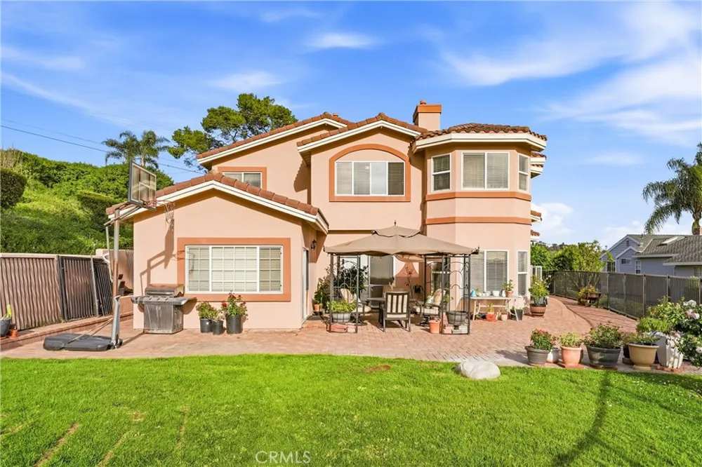 1781 Via Ladera La Habra Heights, CA 90631