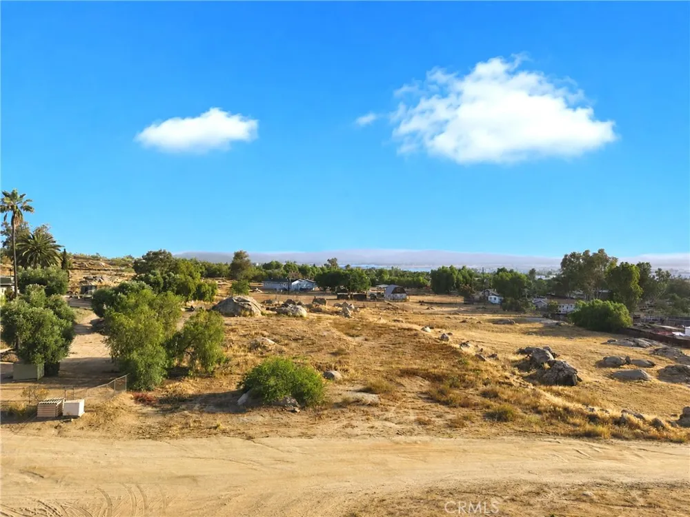 Rios Avenue Perris, CA 92570