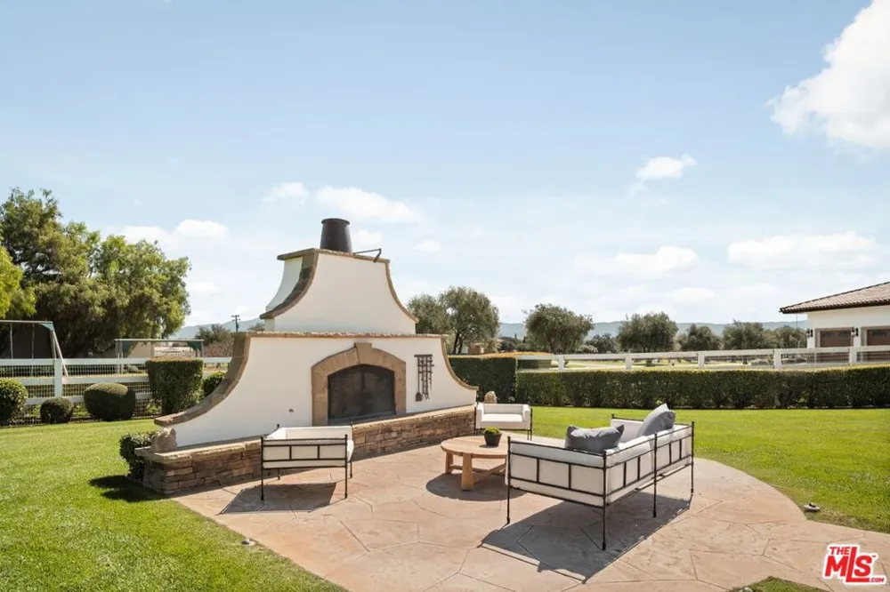 2370 Refugio Road Santa Ynez, CA 93460