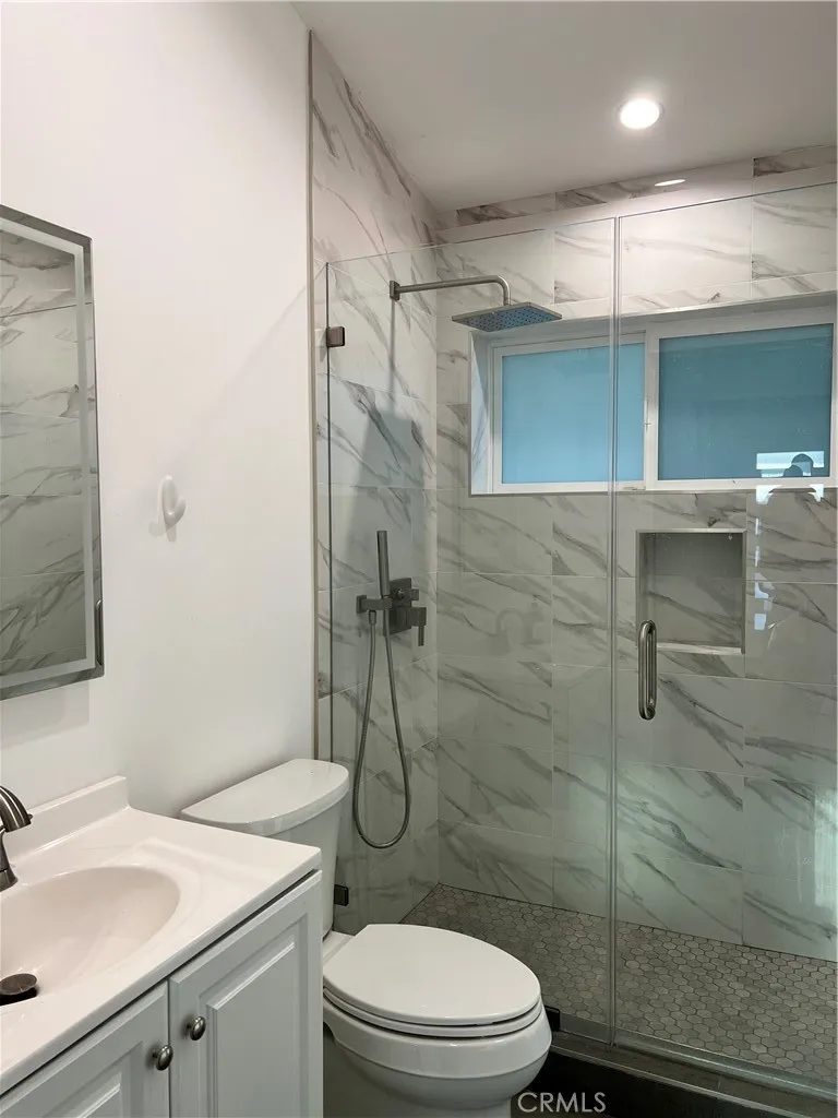 1298 Dominion Pasadena, CA 91104