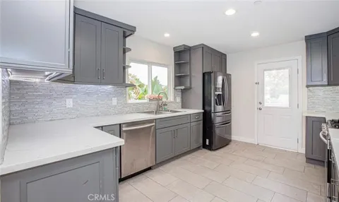 242 W Linden Ave. #201