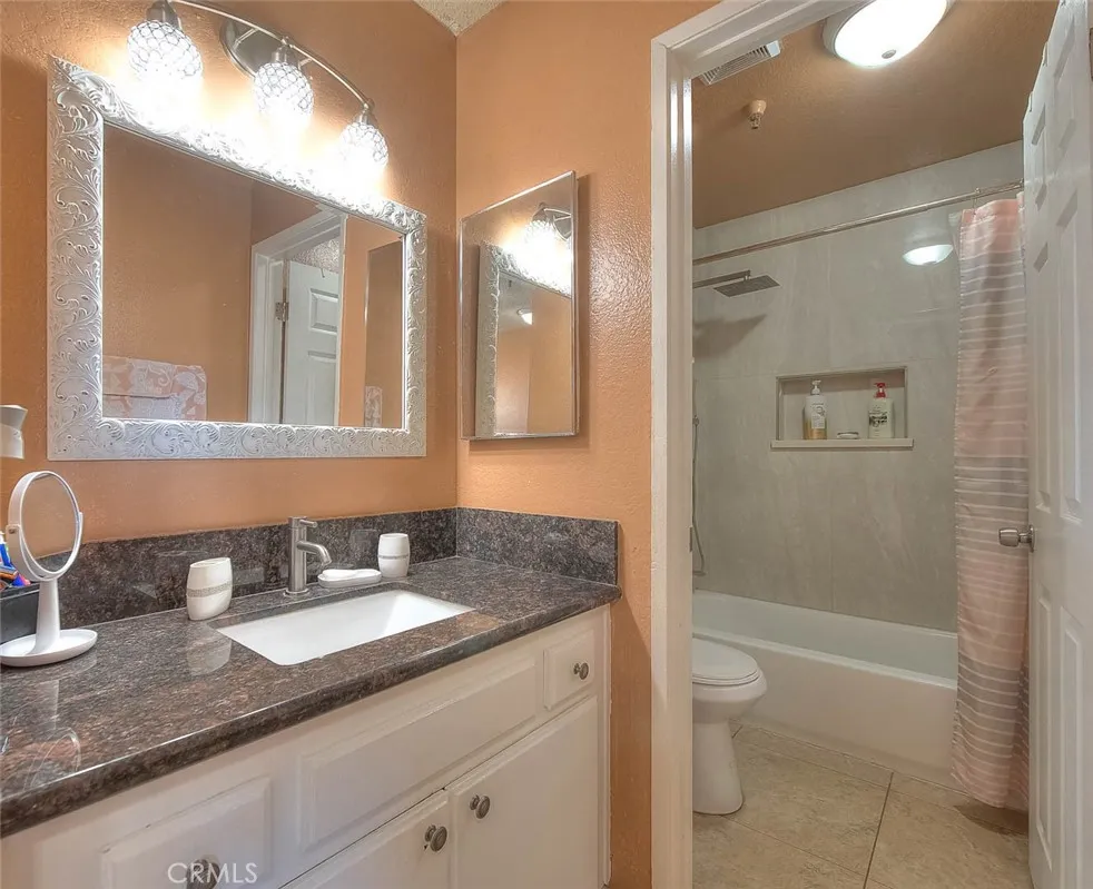 14819 Downey Avenue #133 Paramount, CA 90723