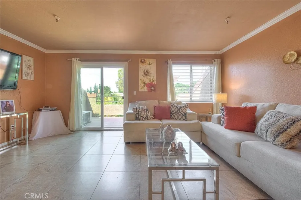 14819 Downey Avenue #133 Paramount, CA 90723