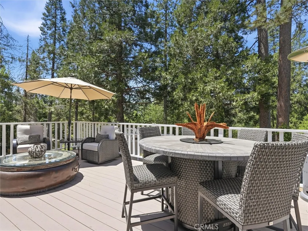 40472 Road 274 Bass Lake, CA 93604