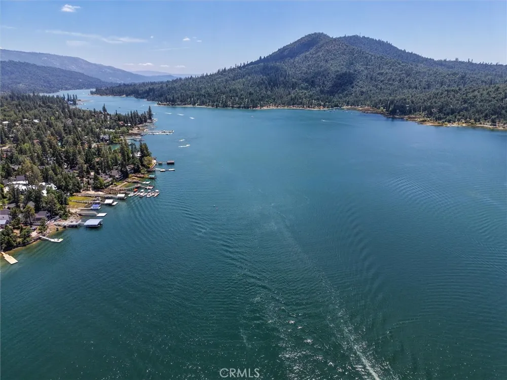 40472 Road 274 Bass Lake, CA 93604