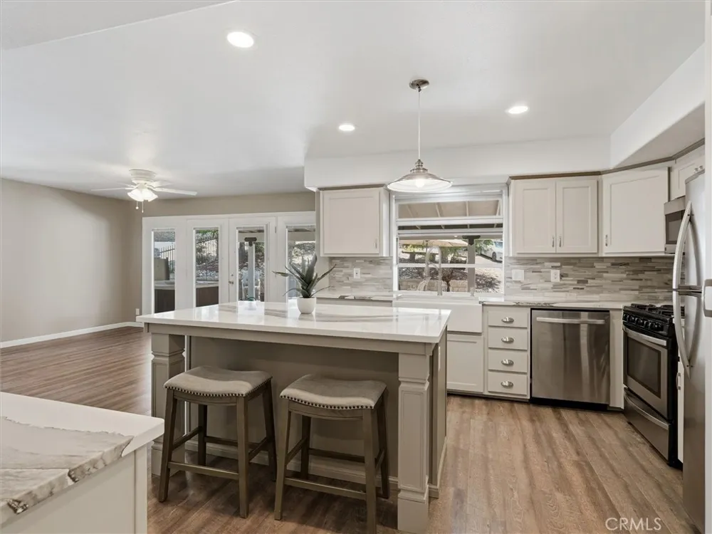 40472 Road 274 Bass Lake, CA 93604