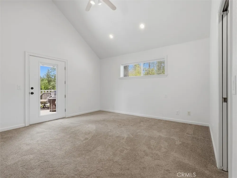 40472 Road 274 Bass Lake, CA 93604