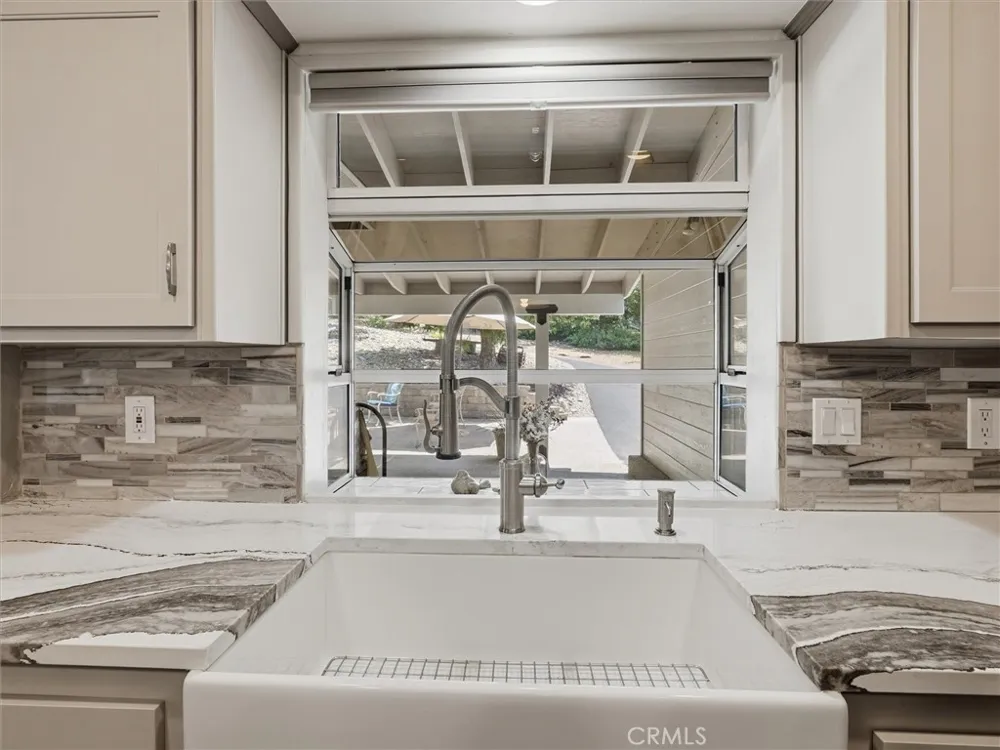 40472 Road 274 Bass Lake, CA 93604