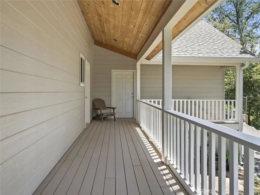 40472 Road 274 Bass Lake, CA 93604