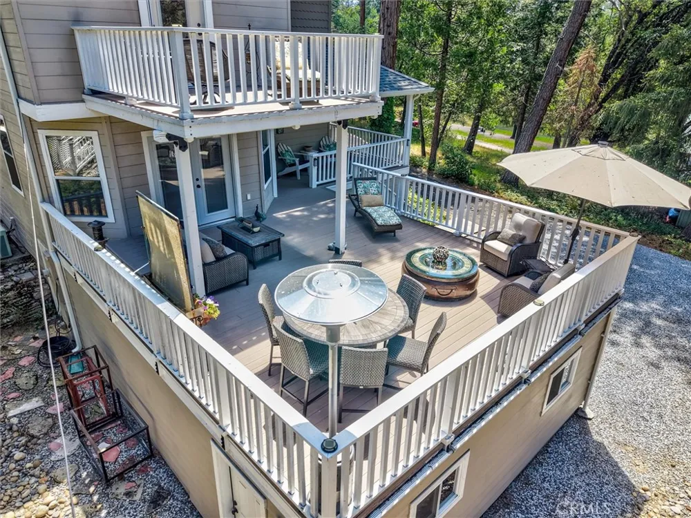40472 Road 274 Bass Lake, CA 93604