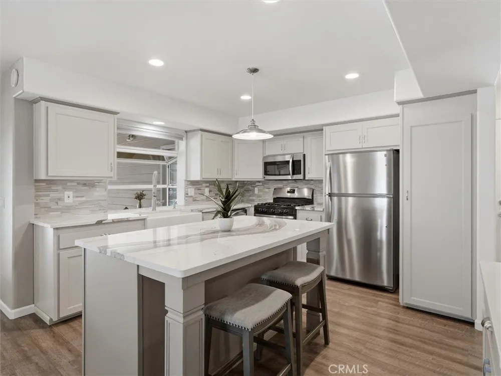 40472 Road 274 Bass Lake, CA 93604
