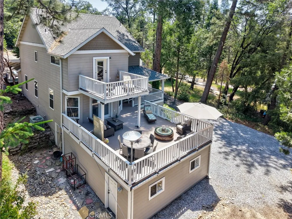 40472 Road 274 Bass Lake, CA 93604