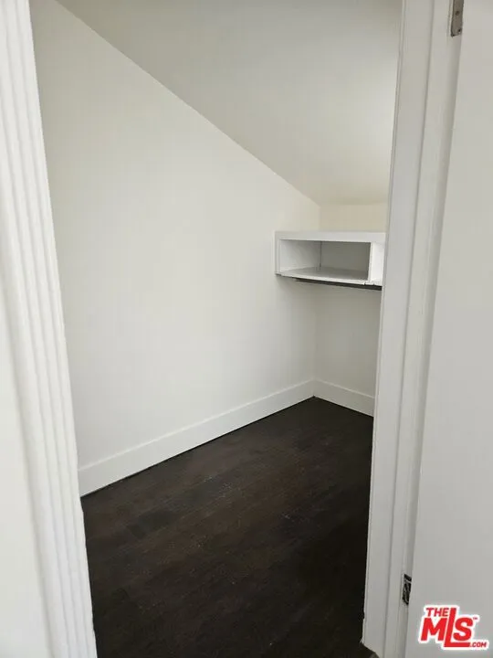 2226 Zoe Avenue #B Huntington Park, CA 90255