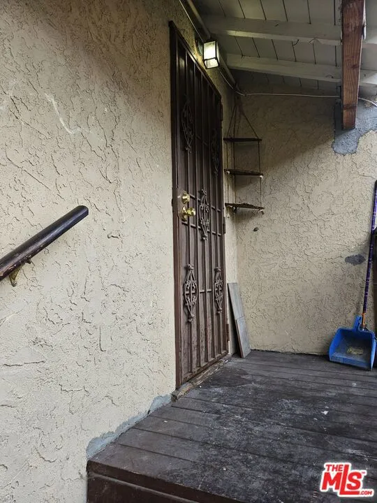 2226 Zoe Avenue #B Huntington Park, CA 90255