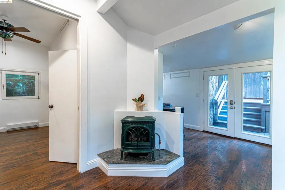 14999 Foothill Blvd Guerneville, CA 95446