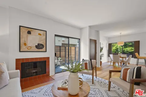 1655 Greenfield Avenue #3