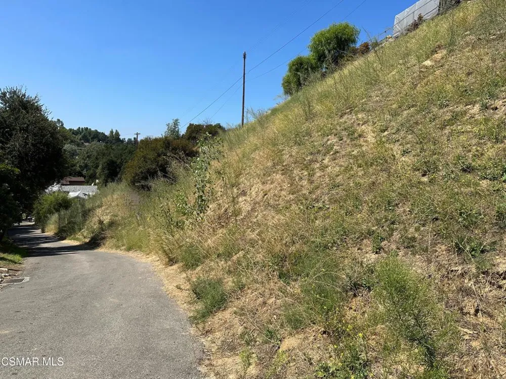 20905 Calimali Road Woodland Hills, CA 91364