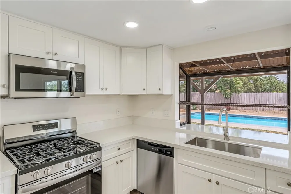 24859 Rock Springs Moreno Valley, CA 92557
