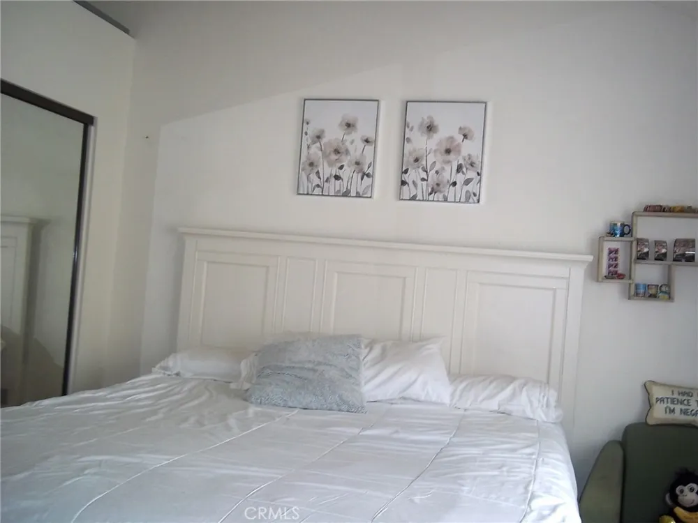 21970 Belshire Hawaiian Gardens, CA 90716