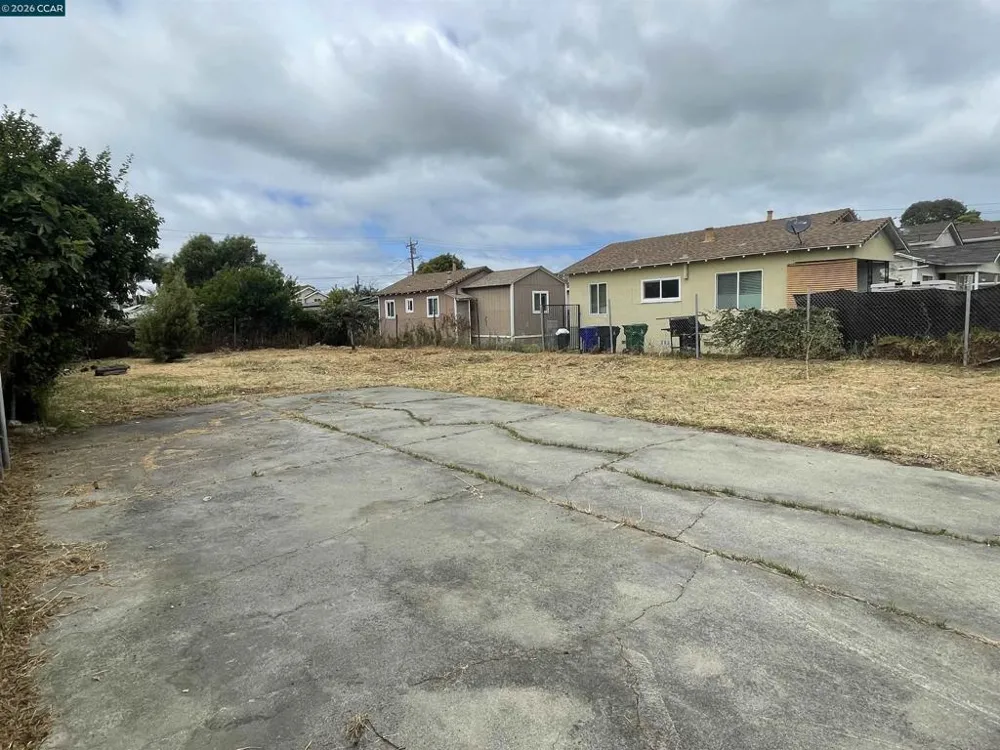 1623 Truman St Richmond, CA 94801