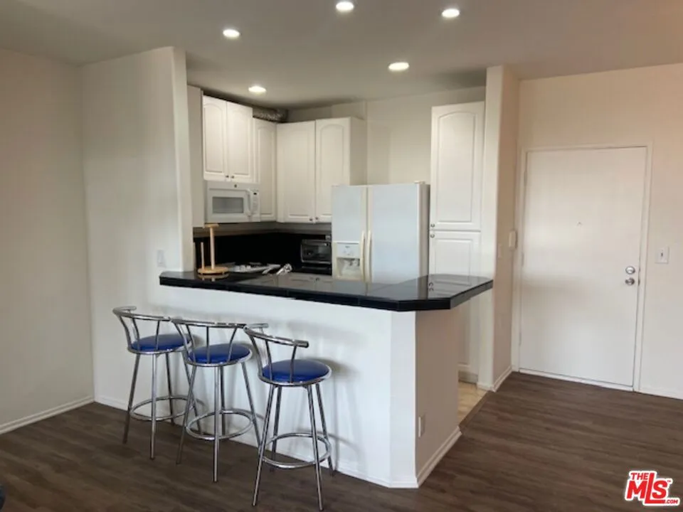 23901 Civic Center Way #D135 Malibu, CA 90265