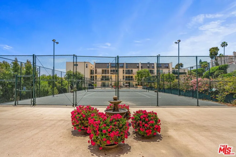 23901 Civic Center Way #D135 Malibu, CA 90265
