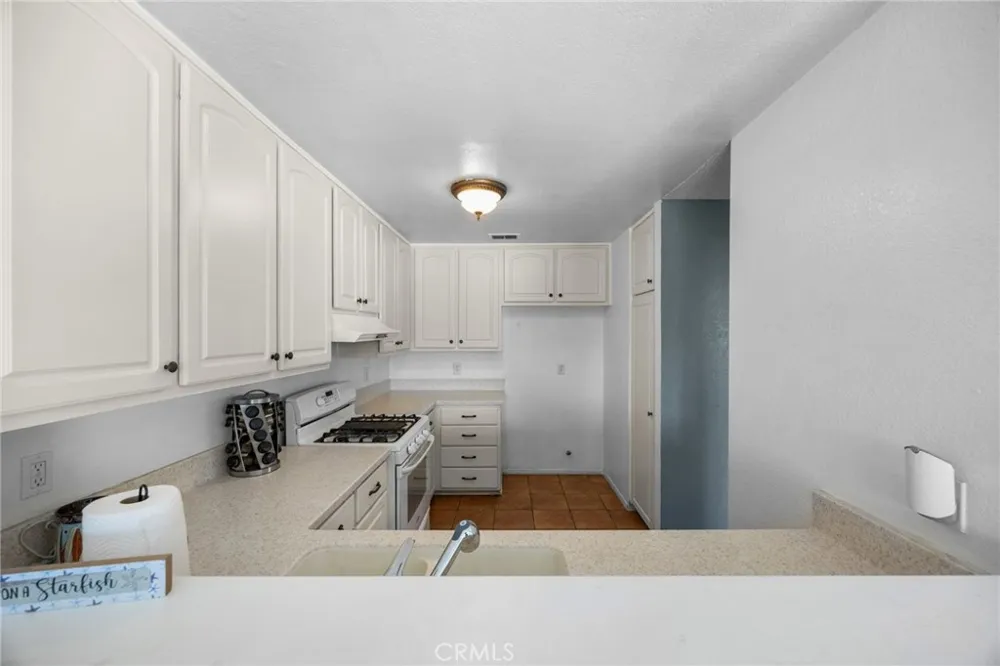 931 S Sutter Creek Anaheim, CA 92804