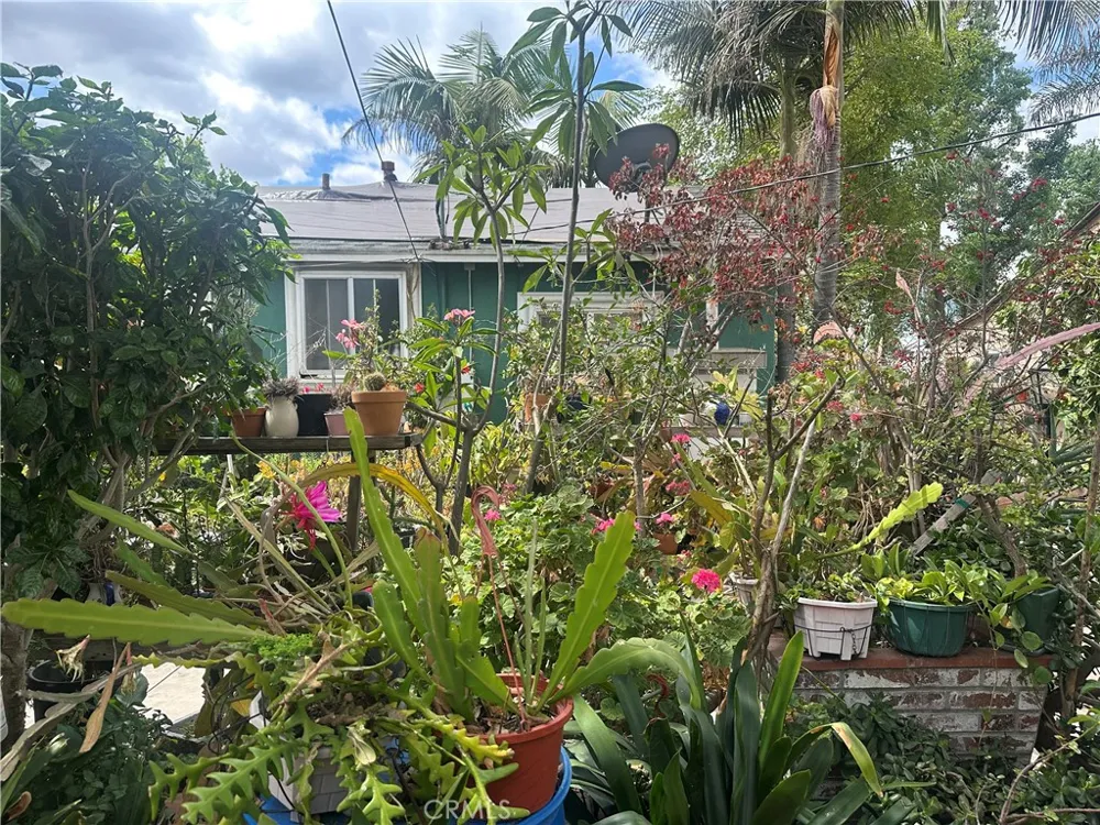 2437 Bloomdale Duarte, CA 91010