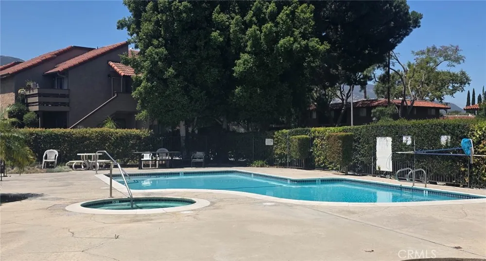 1555 Border Avenue #F Corona, CA 92882