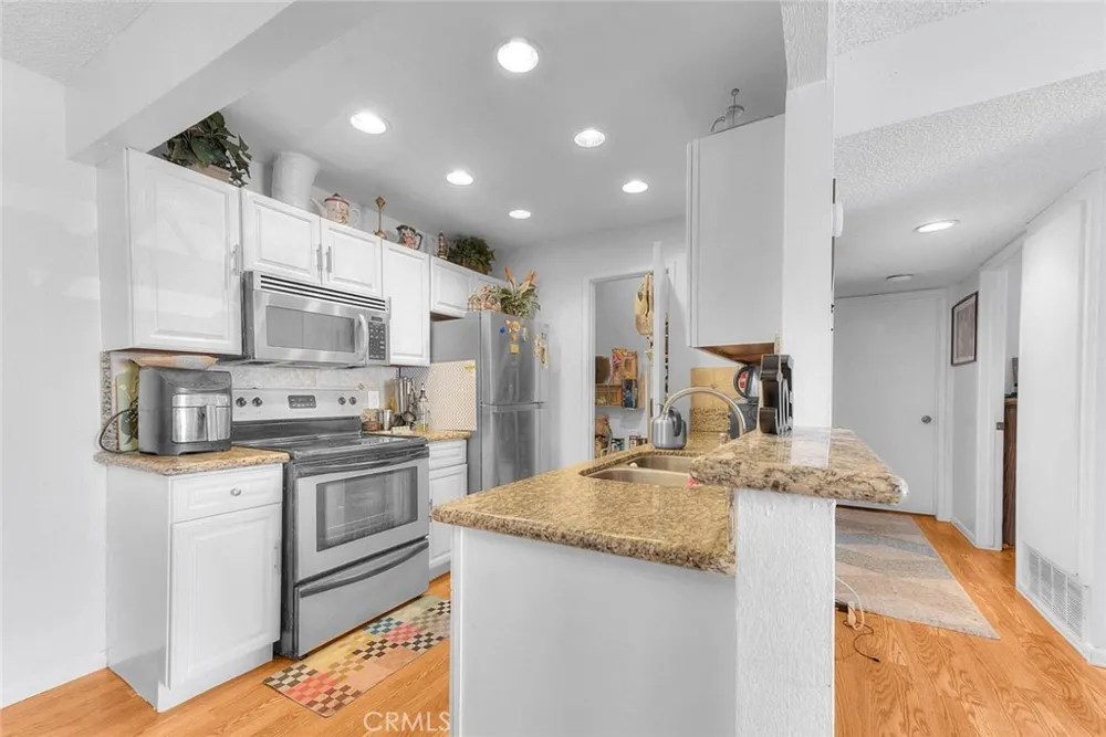1555 Border Avenue #F Corona, CA 92882
