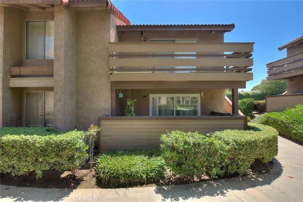 1555 Border Avenue #F Corona, CA 92882