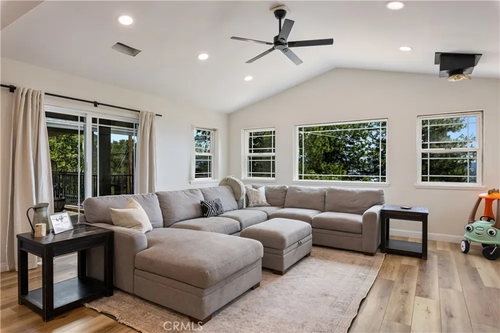9289 Hoopa Kelseyville, CA 95451