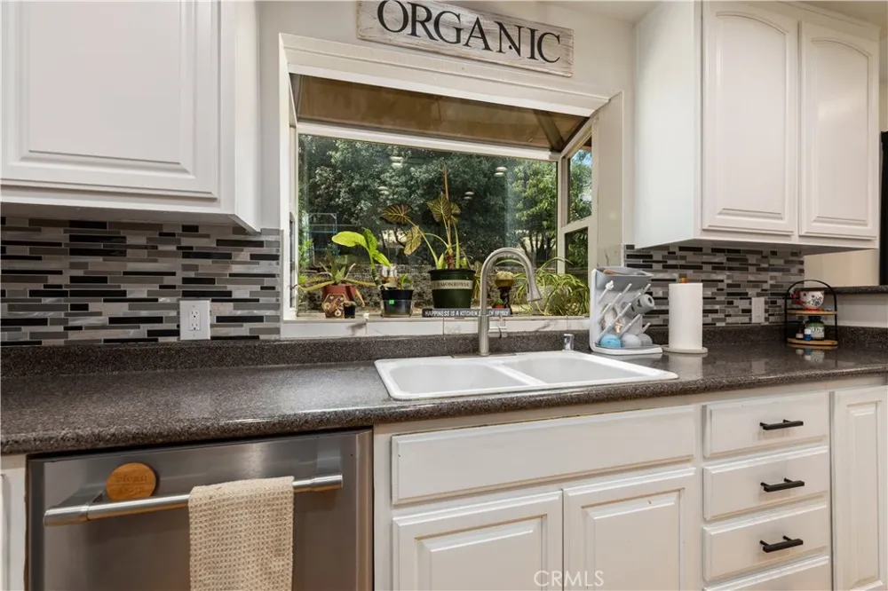 9289 Hoopa Kelseyville, CA 95451