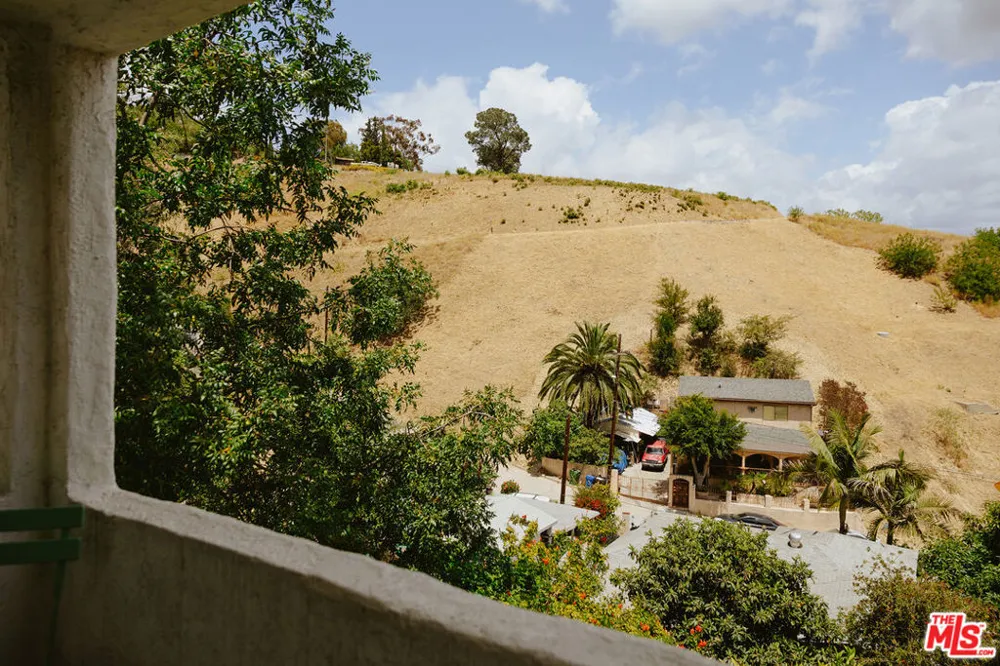 2645 Onyx Drive Los Angeles, CA 90032