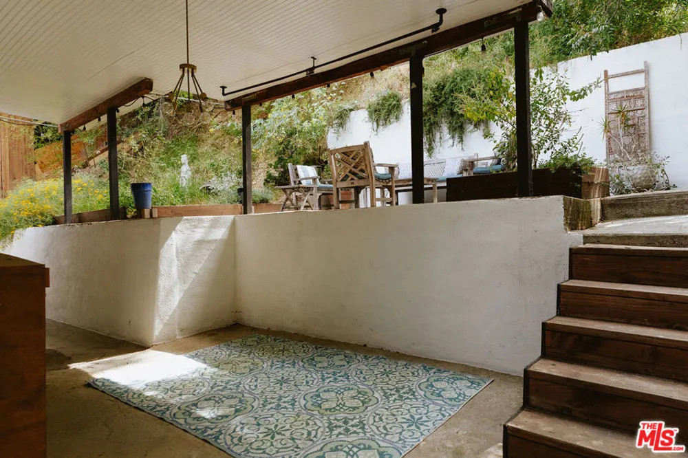 2645 Onyx Drive Los Angeles, CA 90032