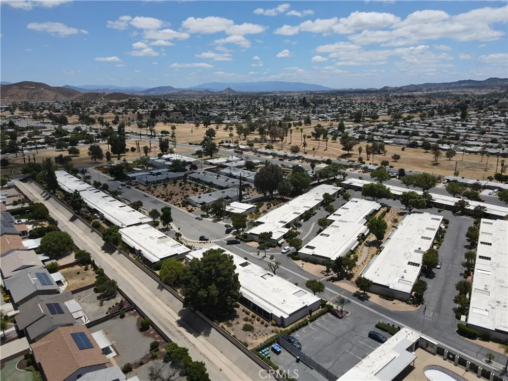 28307 Paseo Grande Menifee, CA 92586