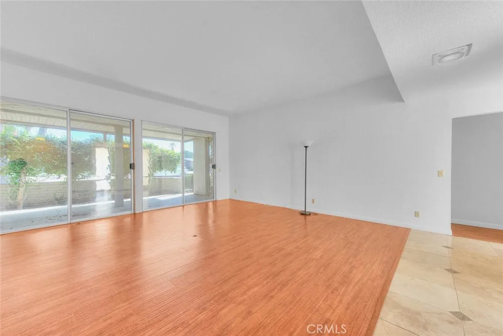 28307 Paseo Grande Menifee, CA 92586