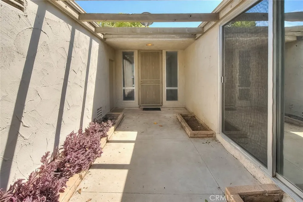 28307 Paseo Grande Menifee, CA 92586