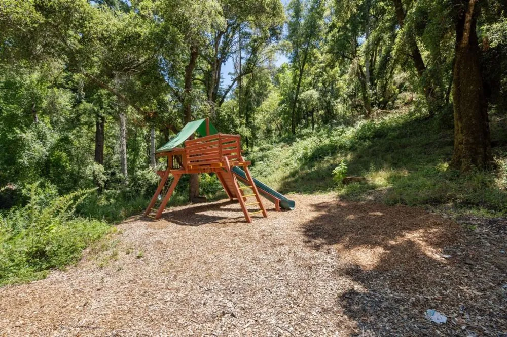 8946 Alpine Road La Honda, CA 94020