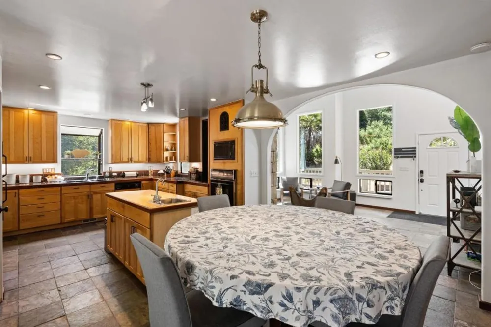 8946 Alpine Road La Honda, CA 94020