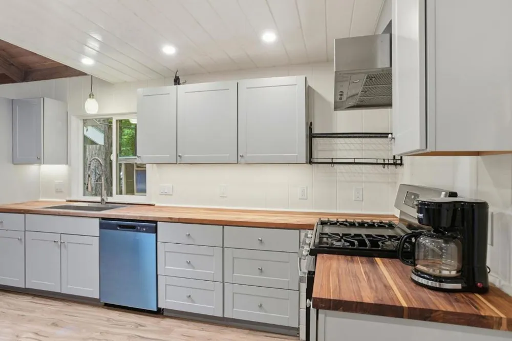 155 Redwood Avenue Pescadero, CA 94060