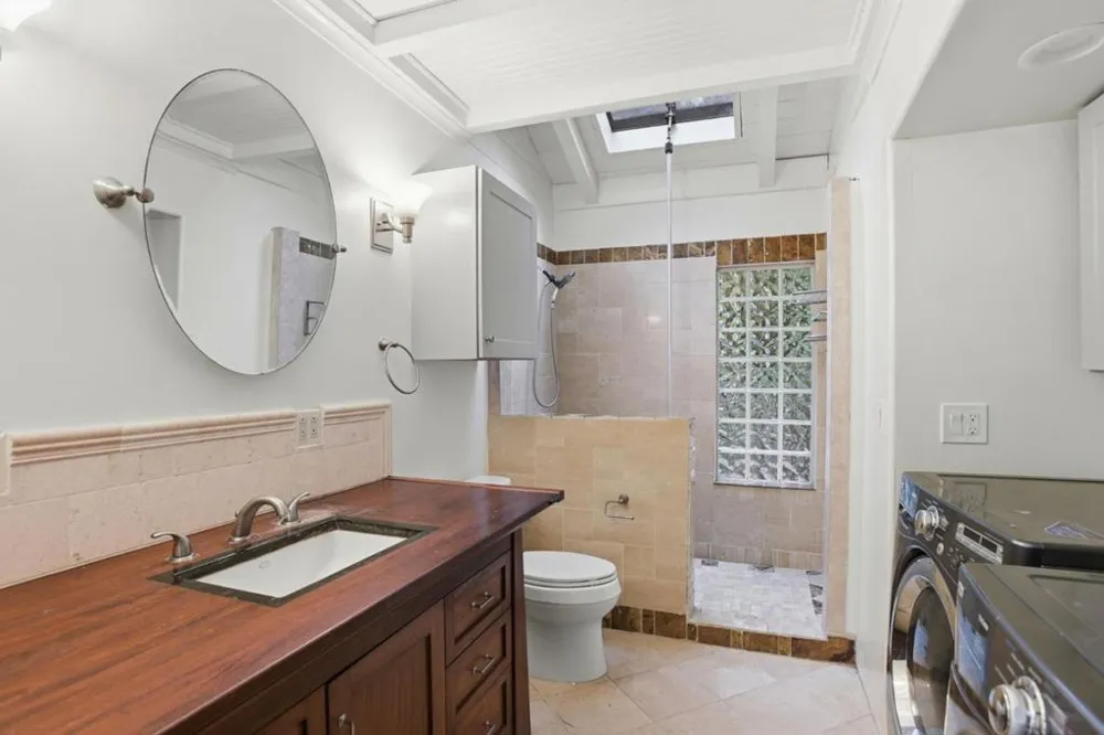 155 Redwood Avenue Pescadero, CA 94060