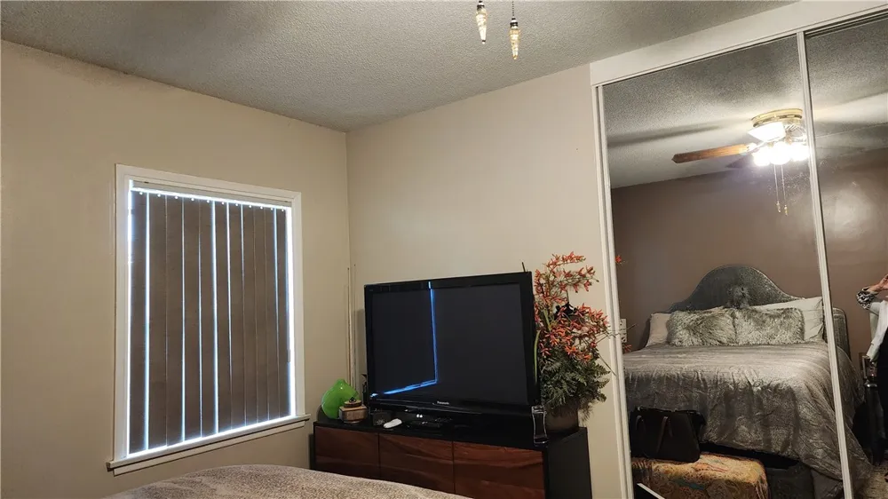 1345 E Romneya Anaheim, CA 92805
