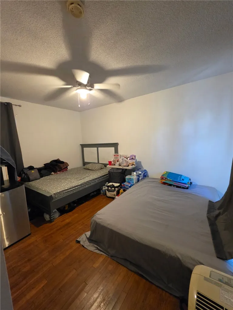1345 E Romneya Anaheim, CA 92805
