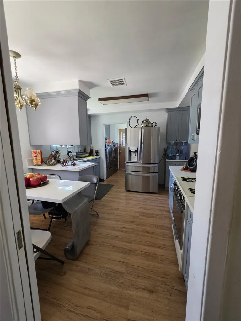 1345 E Romneya Anaheim, CA 92805