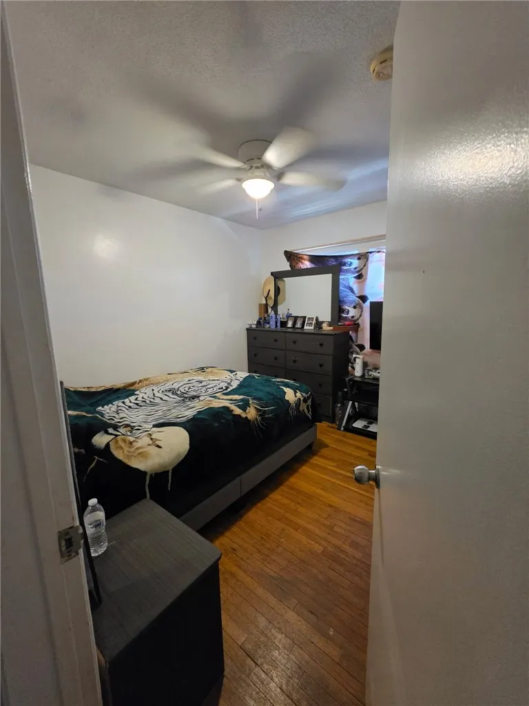 1345 E Romneya Anaheim, CA 92805