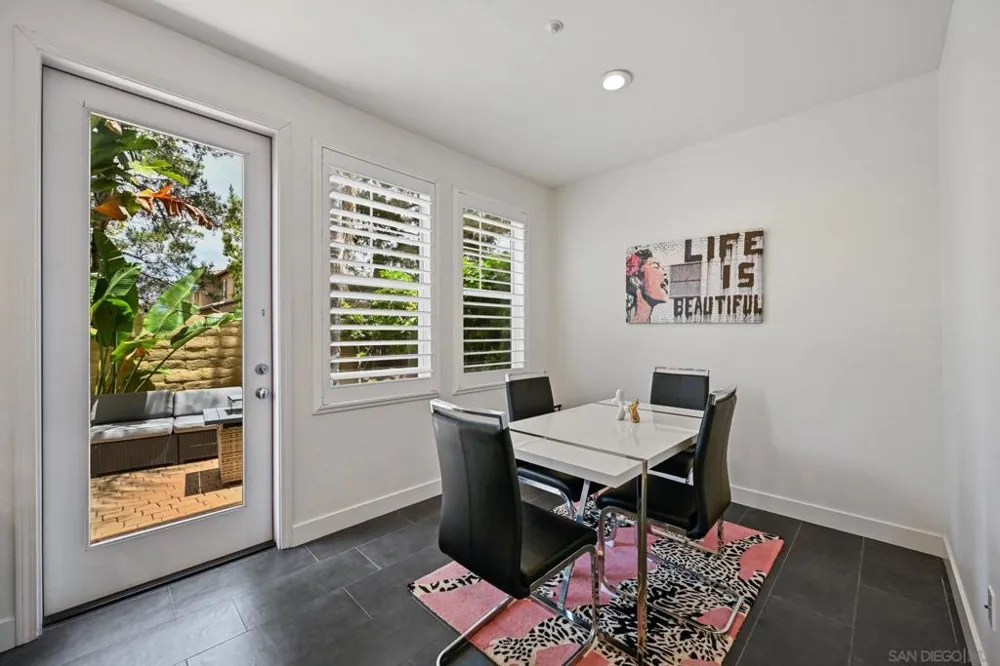 13295 Calle Del Campo #5 San Diego, CA 92129